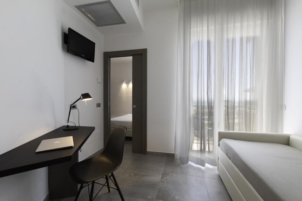 Hotel Eden Alba Adriatica Exterior foto